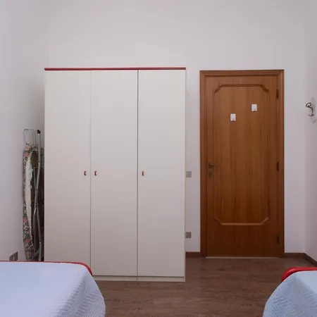 S168 - Sirolo, Ampio Trilocale Comodo Ai Servizi Sirolo