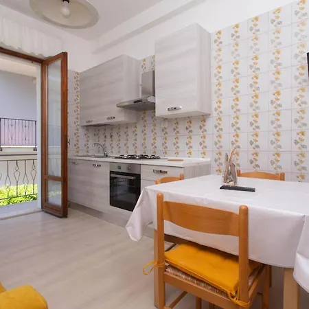 Apartman S168 - Sirolo, Ampio Trilocale Comodo Ai Servizi *