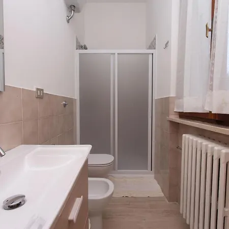 S168 - Sirolo, Ampio Trilocale Comodo Ai Servizi Apartman *